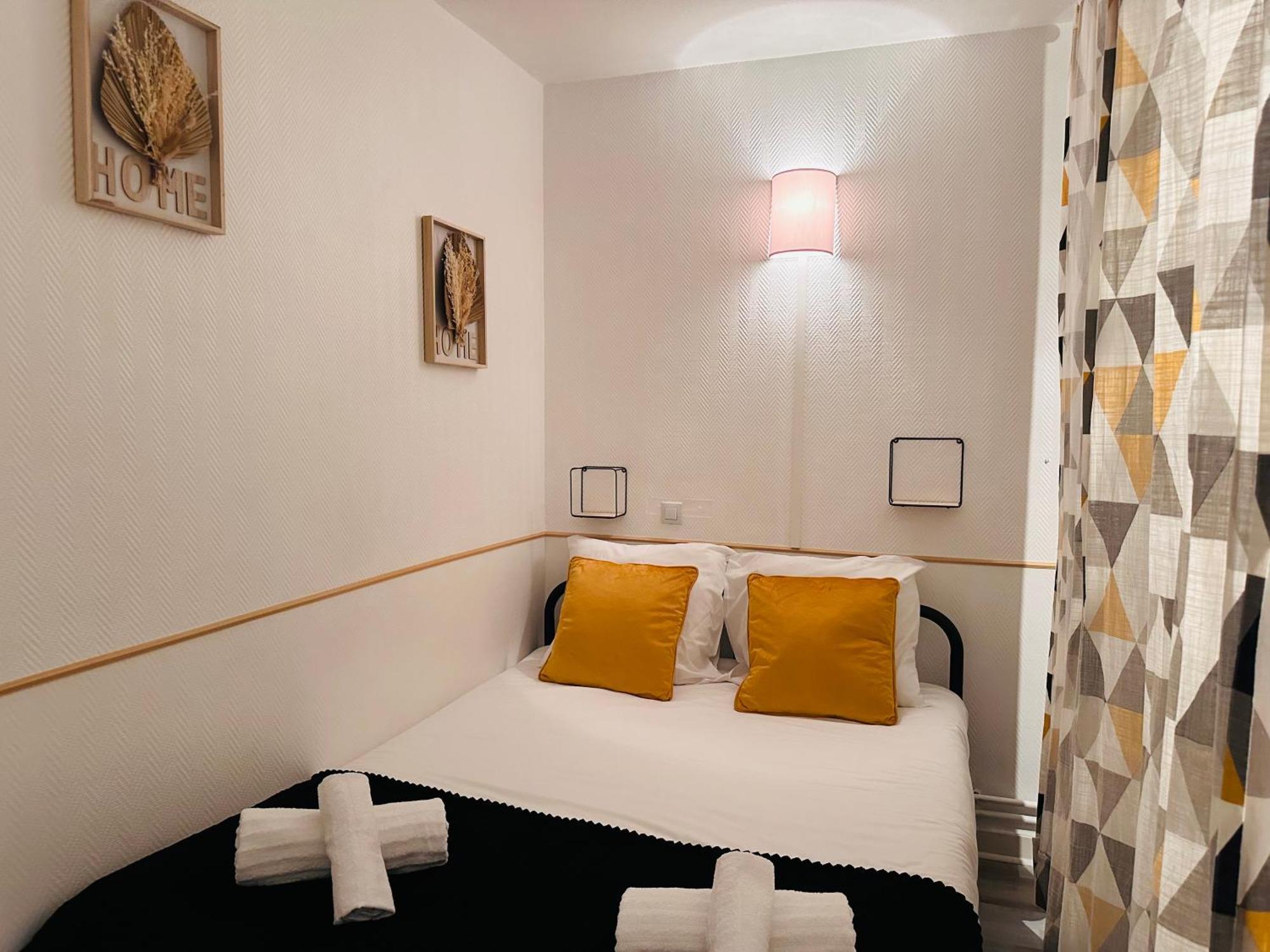 Orleans Centre Proche Gare - Appartement Fonctionnel Residence Calme Parking Prive Gratuit - Le Central Elegance المظهر الخارجي الصورة