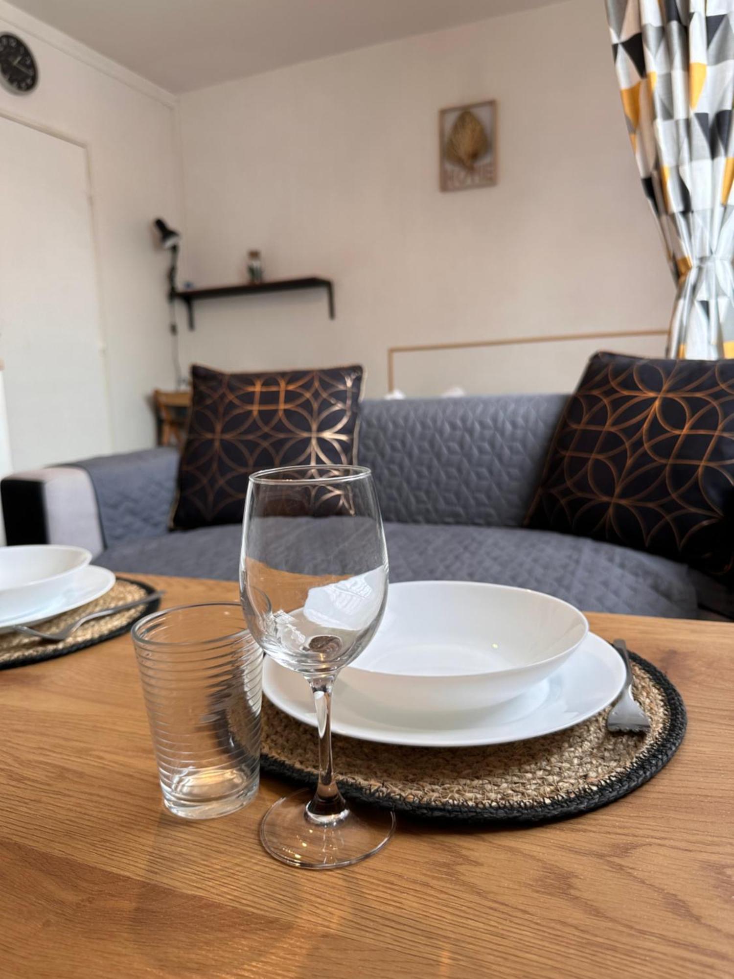 Orleans Centre Proche Gare - Appartement Fonctionnel Residence Calme Parking Prive Gratuit - Le Central Elegance المظهر الخارجي الصورة